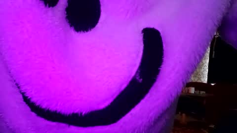 Snapshot of letsplaytogetherxxx chatting on February 5, 12:27 pm OFansXoXo online show from February 5, 12:27 pm