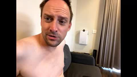 lilithgaze online show from January 17, 10:11 pm