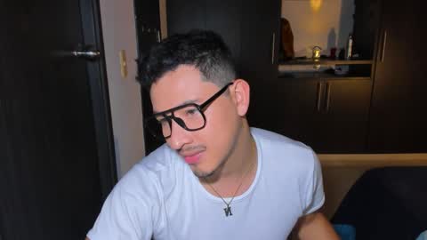 lex__miller online show from November 11, 4:39 am