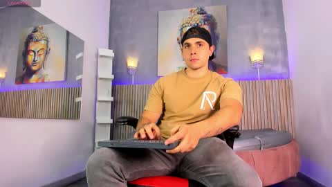 Liam online show from September 21, 8:09 pm