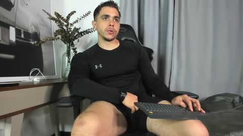 Liam online show from November 30, 11:29 pm