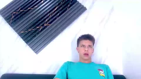 liam_york online show from February 15, 8:34 am