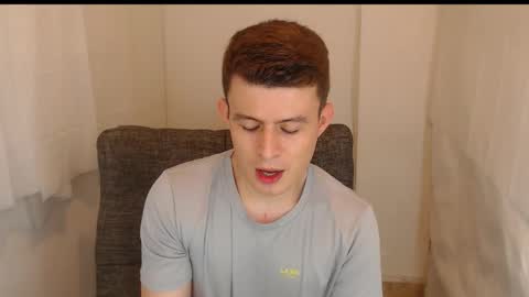 lian_eathan online show from December 15, 1:46 am