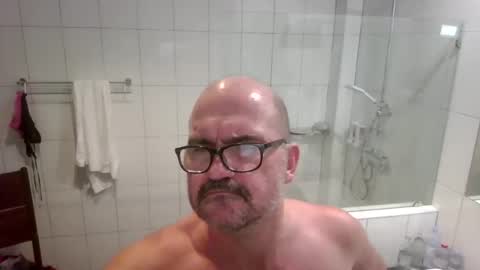 Cockcentric online show from November 1, 3:38 pm