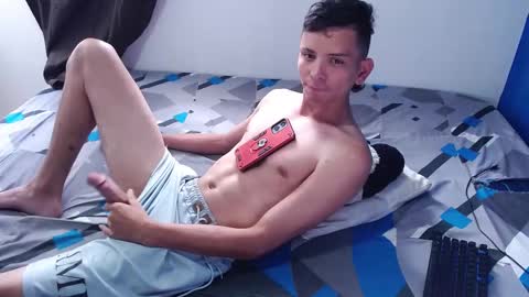 Snapshot of linger420 chatting on January 15, 4:54 pm linger420 online show from January 15, 4:54 pm