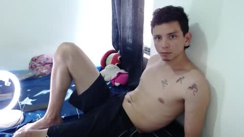 Snapshot of linger420 chatting on October 12, 9:20 pm linger420 online show from October 12, 9:20 pm