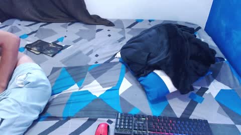 Snapshot of linger420 chatting on January 21, 2:44 pm linger420 online show from January 21, 2:44 pm