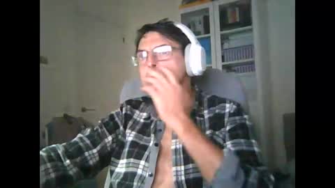 liongr69 online show from November 17, 10:35 pm