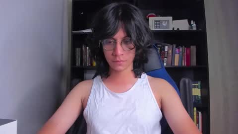 Literateboy online show from December 23, 1:36 am