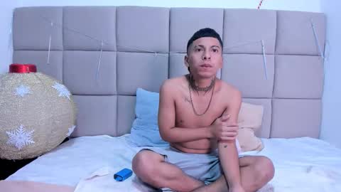 little_kris1 online show from January 13, 12:31 pm