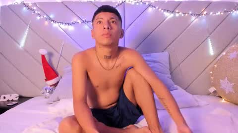 little_kris1 online show from November 19, 12:49 pm