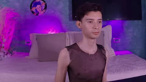 Juan Ferrer online show from November 27, 1:09 am