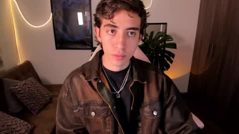 Ferxxo online show from January 1, 3:02 am