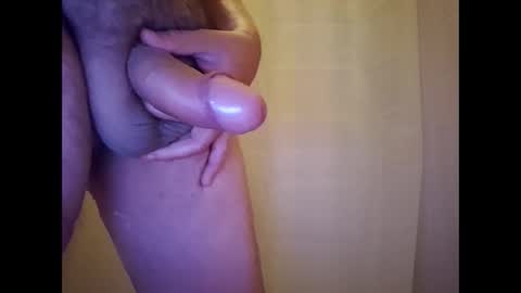 littleguyy888 online show from November 18, 1:04 pm