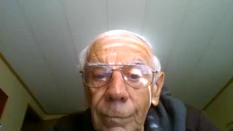 Littleone 6 online show from November 6, 7:50 pm