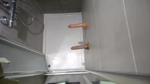 yettobebroken online show from November 29, 10:06 am