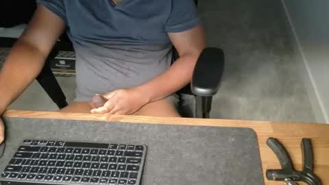 livetribber online show from March 9, 12:43 pm