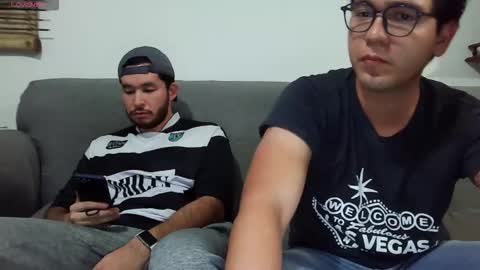 Snapshot of lobomx19 chatting on October 28, 3:31 am Lobo online show from October 28, 3:31 am