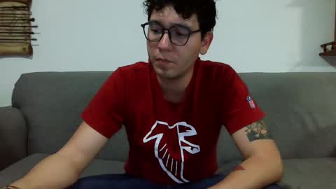 Snapshot of lobomx19 chatting on February 18, 1:43 am Lobo online show from February 18, 1:43 am