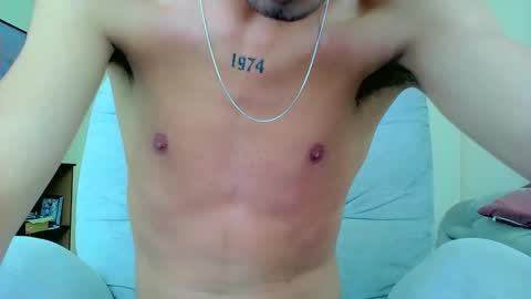 Snapshot of logaan_grey chatting on October 26, 5:37 pm logaan_grey online show from October 26, 5:37 pm