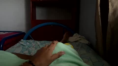 Snapshot of logandaimond chatting on October 1, 11:36 am logandaimond online show from October 1, 11:36 am