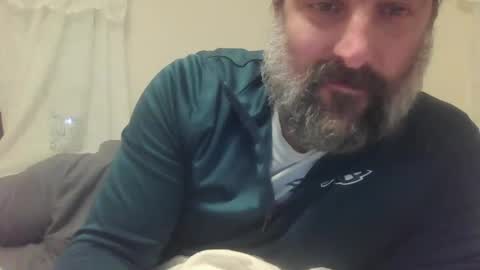 Snapshot of loml44 chatting on February 6, 1:27 am THE SEXIEST MAN ALIVE online show from February 6, 1:27 am