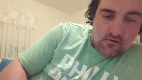 Snapshot of loml44 chatting on December 4, 1:14 am THE SEXIEST MAN ALIVE online show from December 4, 1:14 am