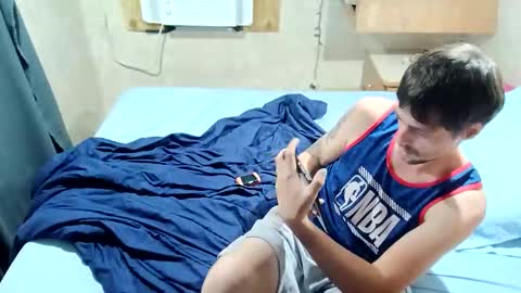 JustYourAverageWhiteBoy online show from March 10, 6:16 am