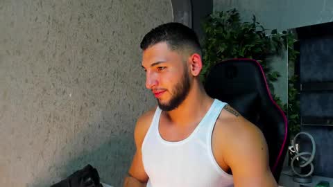 Louis online show from October 28, 1:30 am