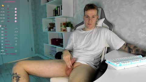 Louis  online show from January 31, 6:36 pm