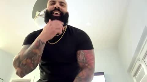 loveathickbitch online show from December 20, 9:33 pm