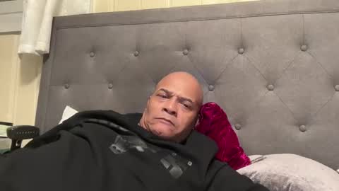 loved19 online show from February 14, 4:51 am