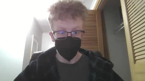 L online show from February 23, 10:31 pm