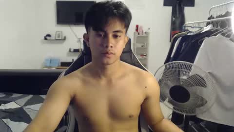 loverboyph04 online show from October 13, 7:36 am