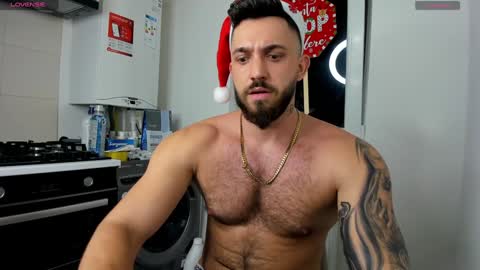 Mike online show from December 25, 9:00 pm