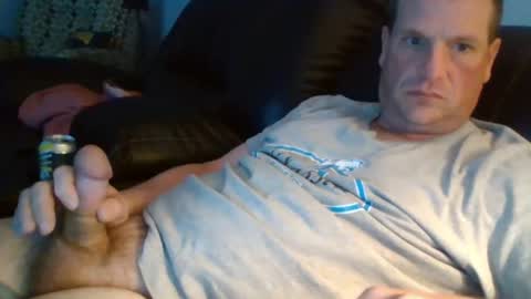 lovetocum37 online show from April 20, 1:08 am