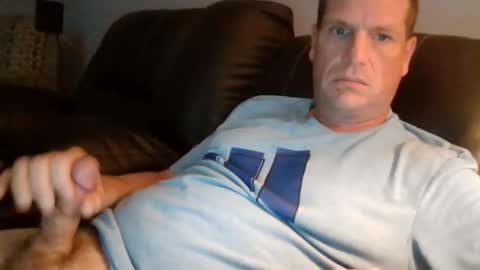 Snapshot of lovetocum37 chatting on September 17, 4:19 pm lovetocum37 online show from September 17, 4:19 pm