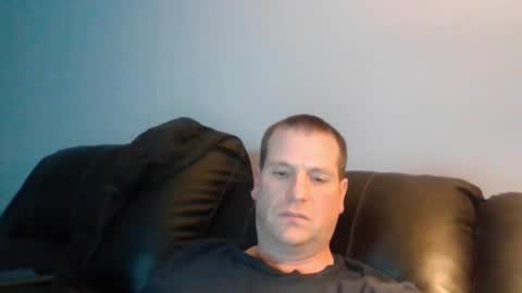 Snapshot of lovetocum37 chatting on February 6, 4:42 am lovetocum37 online show from February 6, 4:42 am