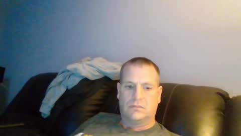 Snapshot of lovetocum37 chatting on February 12, 4:12 am lovetocum37 online show from February 12, 4:12 am