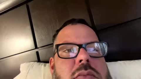 Snapshot of lsmini328 chatting on January 4, 1:31 pm lsmini328 online show from January 4, 1:31 pm