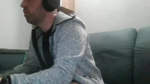 Luca online show from January 8, 8:07 pm