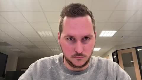 Snapshot of lucas1996_ chatting on December 13, 4:05 pm Lucas online show from December 13, 4:05 pm