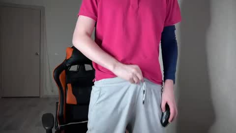 Lucas Gill online show from January 22, 12:27 am