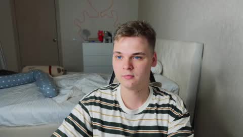 Lucas Gill online show from November 21, 3:38 am