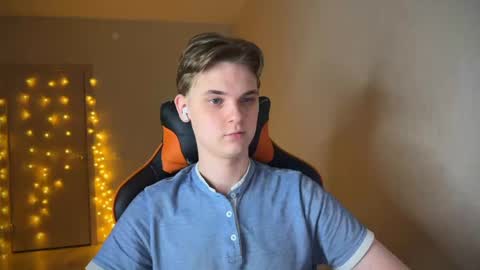 Lucas Gill online show from January 29, 12:12 am