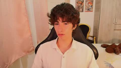 lucas_xo online show from October 22, 11:52 pm
