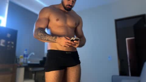 lucasfit24 online show from November 3, 3:58 pm