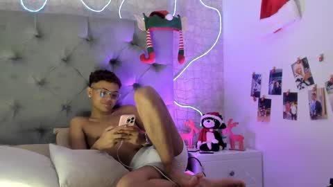 Lucien Gray  online show from December 5, 8:10 am