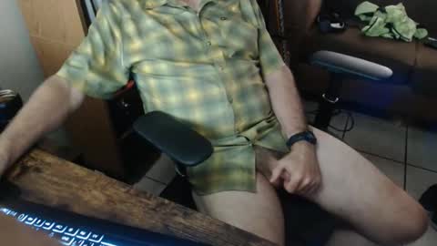 luckycharms9595 online show from January 18, 3:47 pm