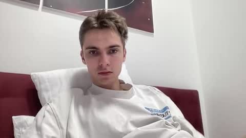 Luis online show from October 22, 1:15 pm